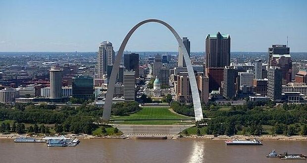 st louis priests