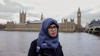 British Christians and Muslim neighbors