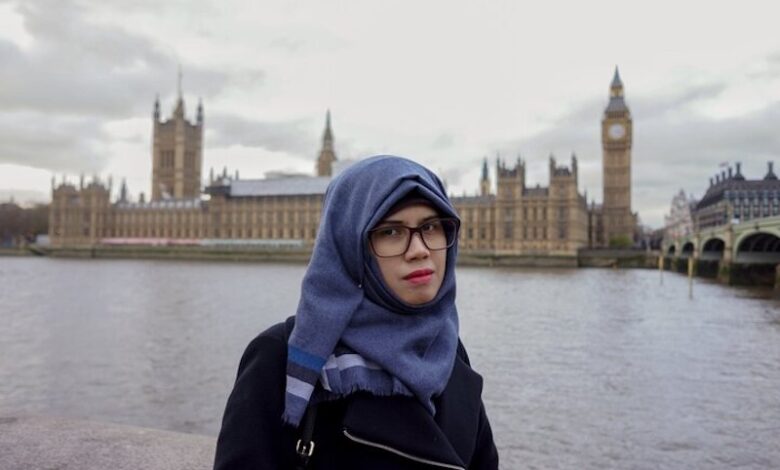 British Christians and Muslim neighbors